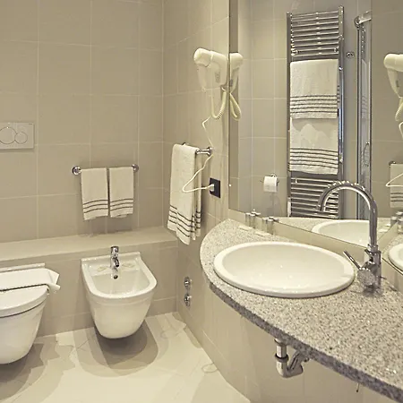 Apartmanhotel Bb Isola Milánó